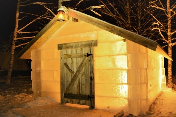 lodowa sauna w hotelu apukka resort rovaniemi