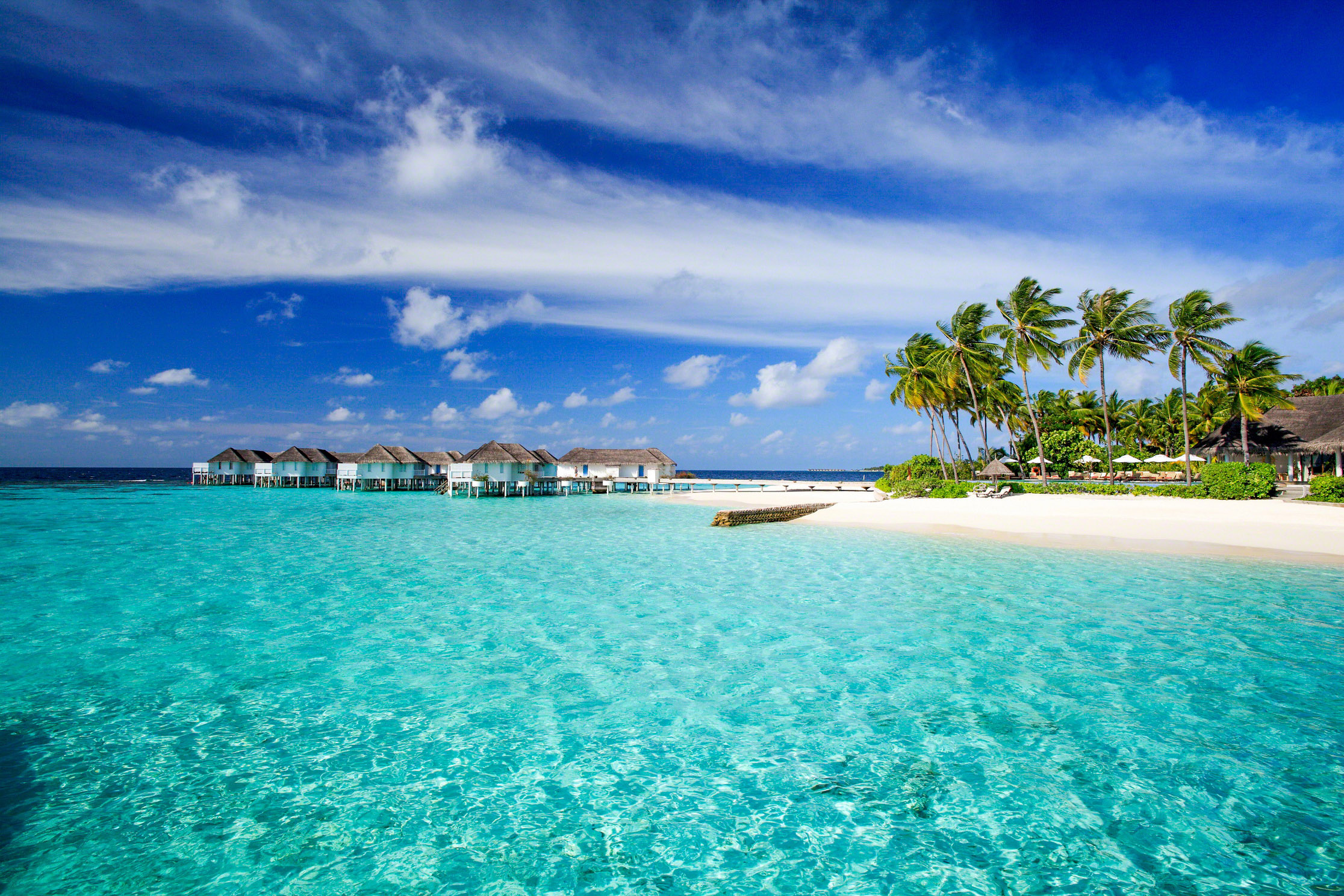 Malediwy hotel na wodzie