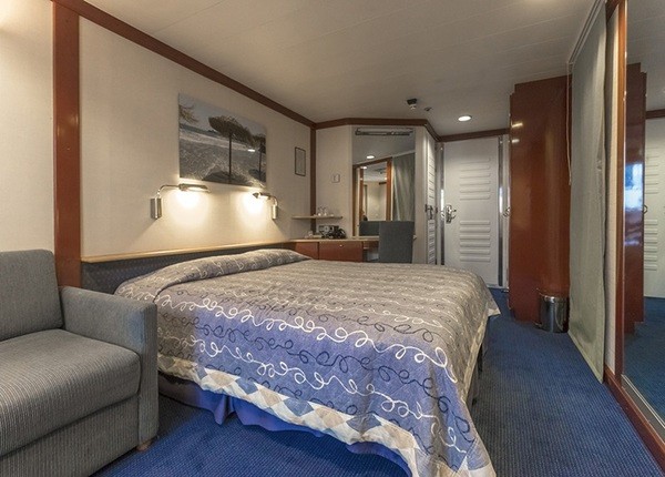 Junior Balcony Suite