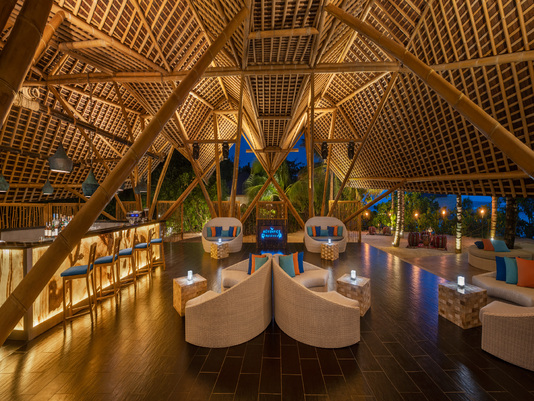 Mövenpick Resort Kuredhivaru Maldives