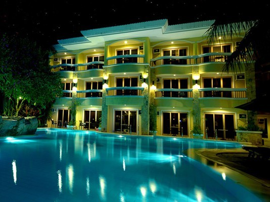 Henann Regency Resort & Spa (dawniej Boracay Regency)