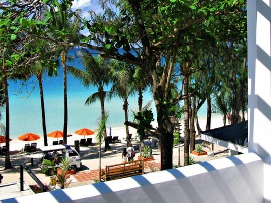 Calypso Resort